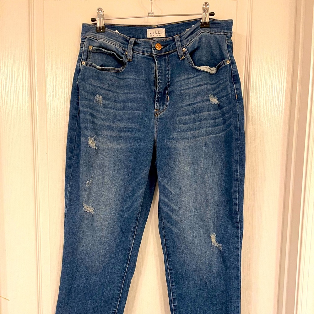 Super high-rise straight wide leg “Nomad” jeans by Nicole Miller size 8